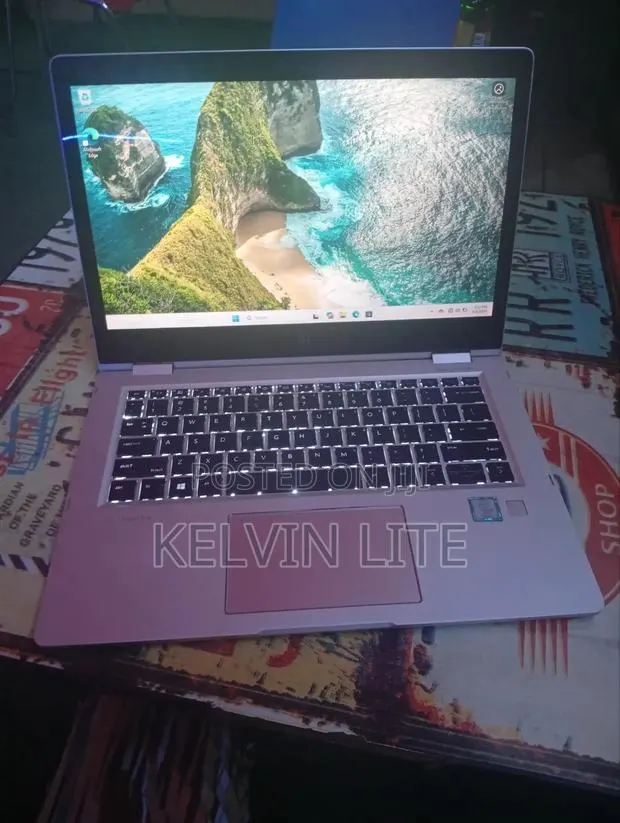 Laptop HP EliteBook x360 1030 G2 8GB Intel Core i5 SSD 256GB · Photo 1