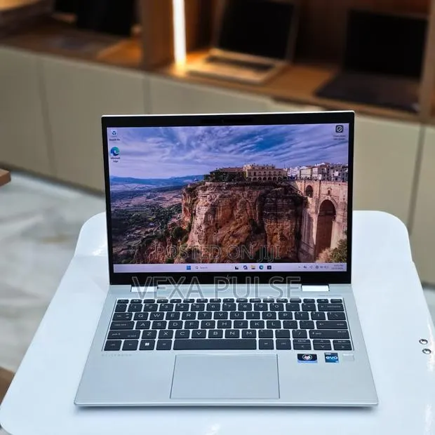 Laptop HP EliteBook 640 G9 16GB Intel Core i7 SSD 512GB · Photo 1