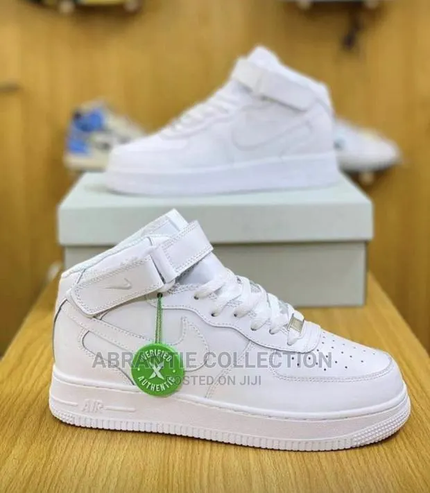 Nike Air Force 1 High Tops · Photo 1