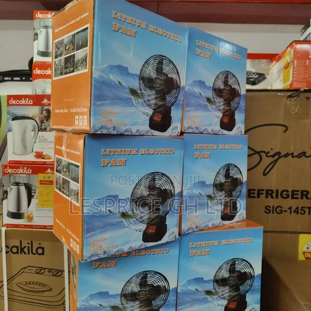 Nice and Portable Mini Rechargeable Fan · Photo 1
