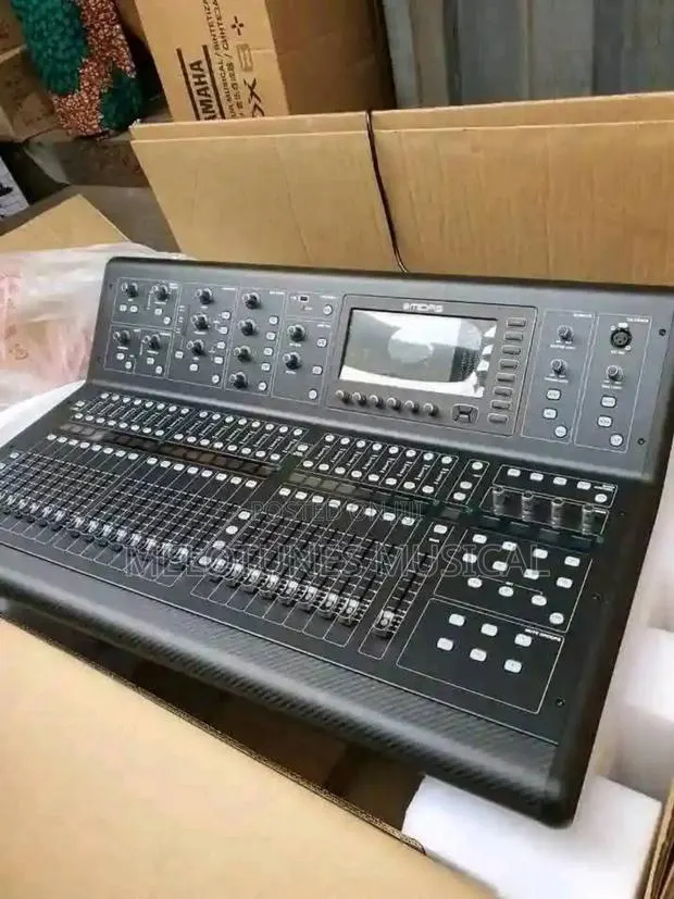 Midas M32 Live Digital Mixing Console · Photo 1