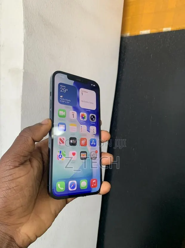 Apple iPhone 12 Pro Max 128 GB Blue · Photo 1