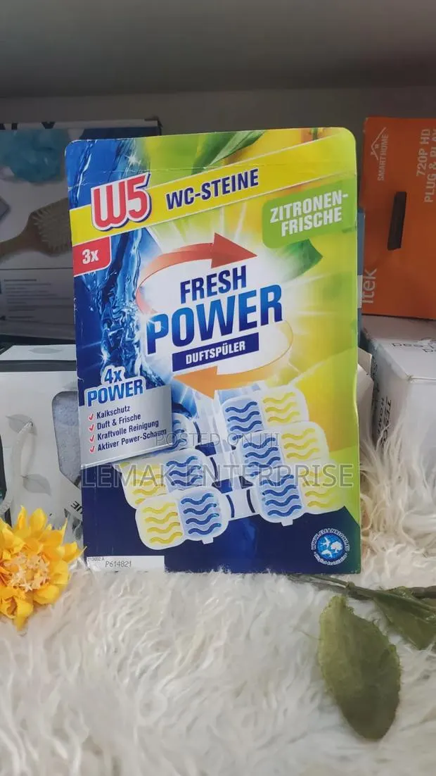 W5 Lemon Scent Toilet Rim Block 3 Pack · Photo 1