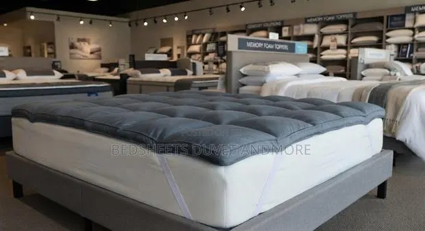 Double Size Mattress Topper · Photo 1