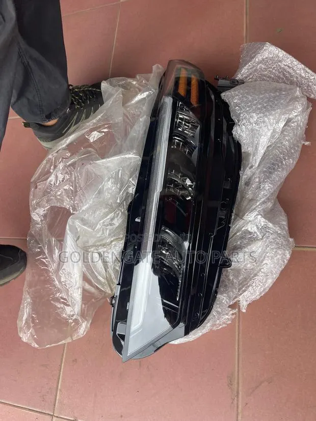 Honda Accord 2023 2024 2025 Headlight · Photo 1