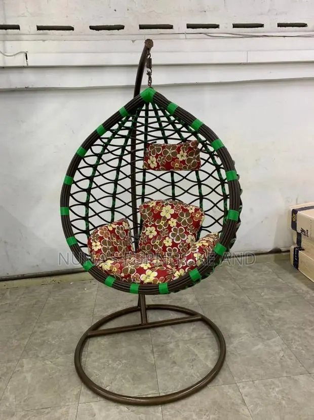 Swing Chair · Photo 1