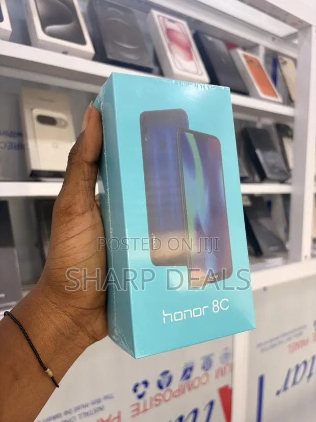 New Honor 8C 64 GB Blue · Photo 1