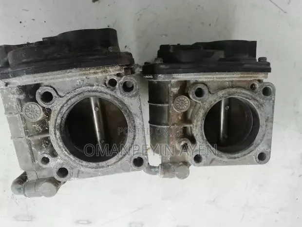 Infinite Fx35 Throttle Body · Photo 1