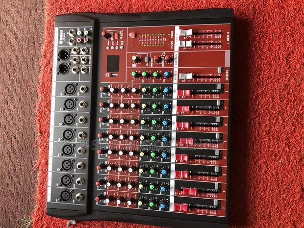Yamaha 8 Channel Mixer · Photo 1
