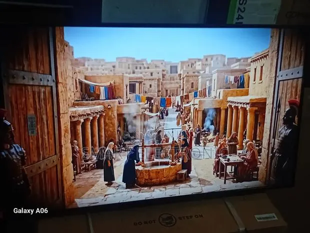 Samsung 43” Modern Slim Bezel Television · Photo 1