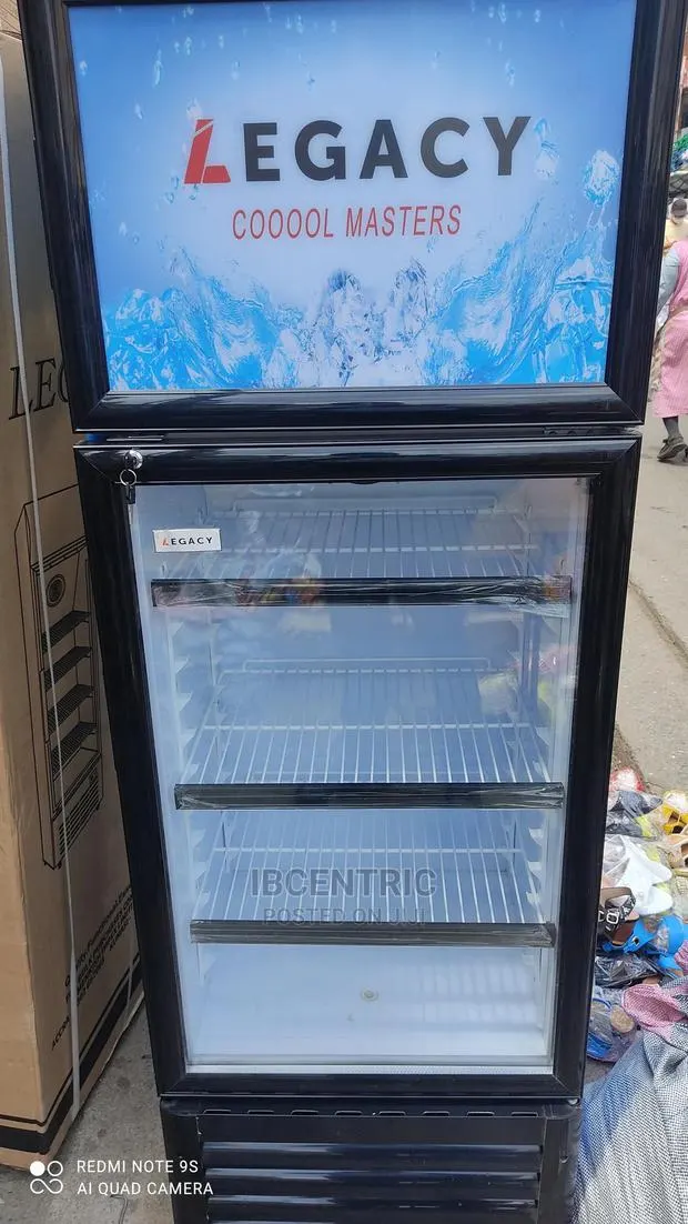 277L Legacy Display Fridge · Photo 1