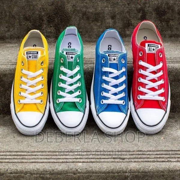 All Stars Converse Canvas/ Shoes · Photo 1
