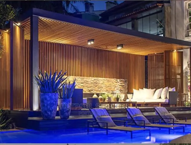 Executive Pool Pergola · Photo 1