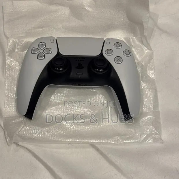 Sony Playstation 5 Dualsense Wireless Controller · Photo 1