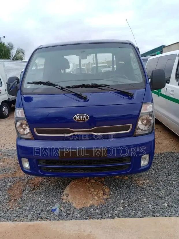 2015 Kia Bongo3 With Lift Gate. New Arrivals. · Photo 1
