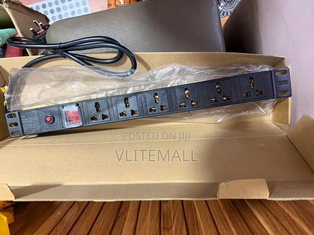 6-Way to 15-Way Power Distribution Unit (Pdu) · Photo 1