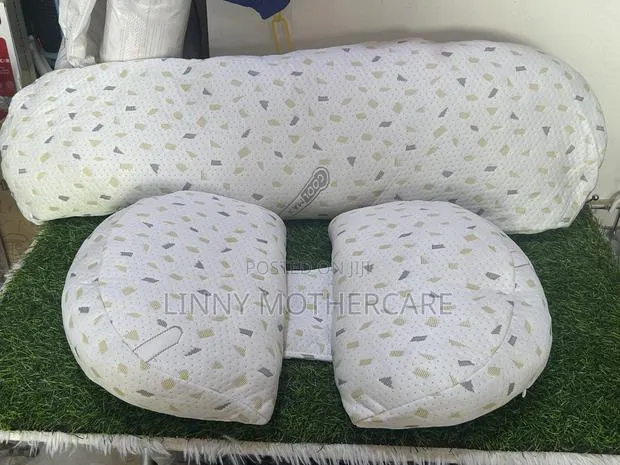 Adjustable Dual-Wedge Pregnancy/Maternity Pillow Set · Photo 2