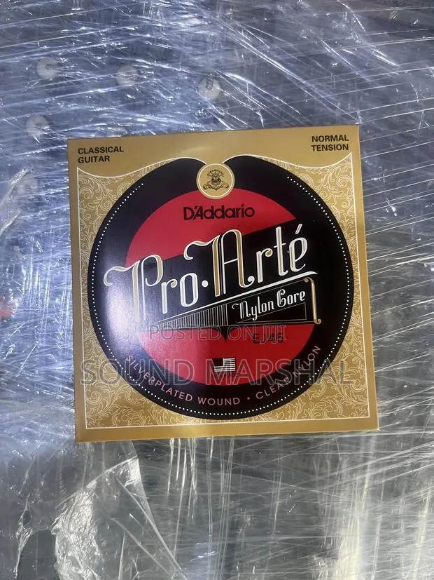 D’Addario Accoustic Nylon Strings · Photo 1