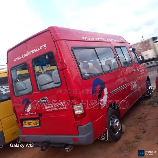 Mercedes-Benz Sprinter 2009 Red · Photo 1