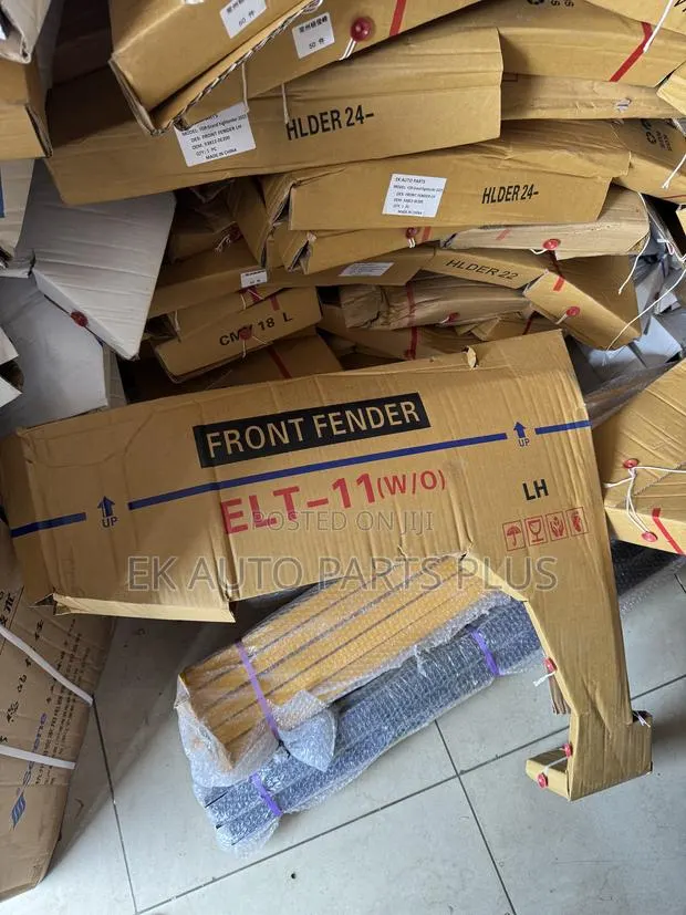 Hyundai Elantra Fender 2011 2012 2013 2014 2015 · Photo 1
