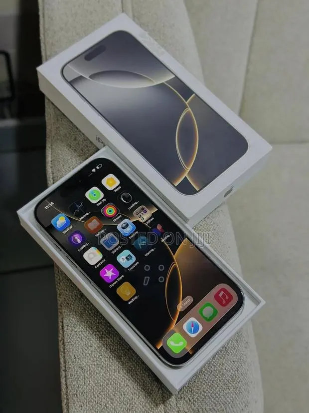 Apple iPhone 16 Pro Max 512 GB · Photo 1