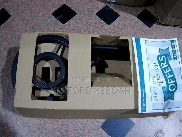 Gold Digger Metal Detector With Headphones, Made in USA · Photo 1