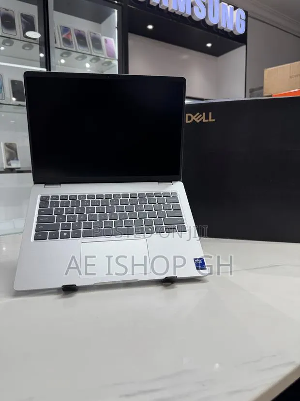 New Laptop Dell Pro 14 Premium 16GB Intel Core Ultra 5 SSD 256GB