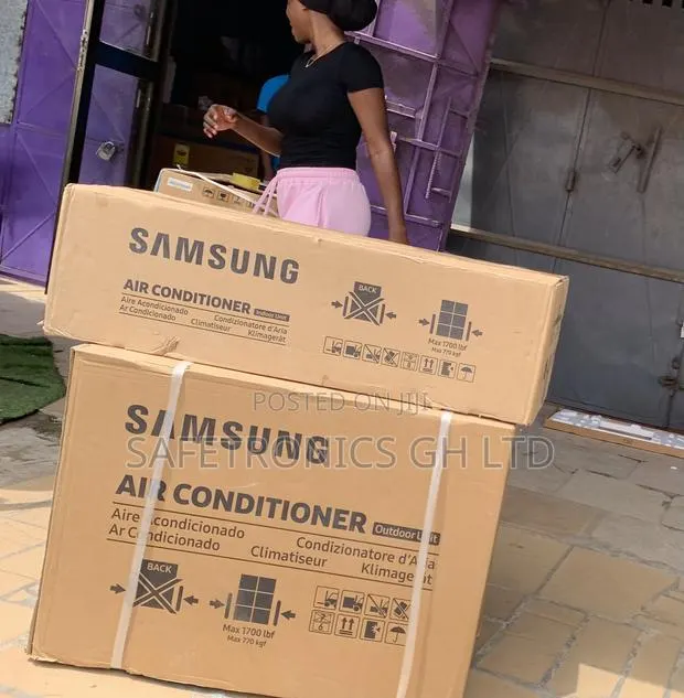 Samsung Smart Cooling 1.5 Horsepower Inverter AC · Photo 1
