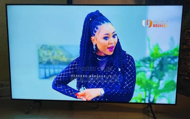 UK Used Samsung Crystal 4K UHD HDR Smart Digital 65 Inches · Photo 1