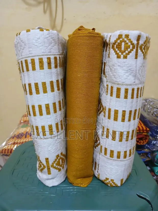 Quality Handwoven Kente · Photo 1