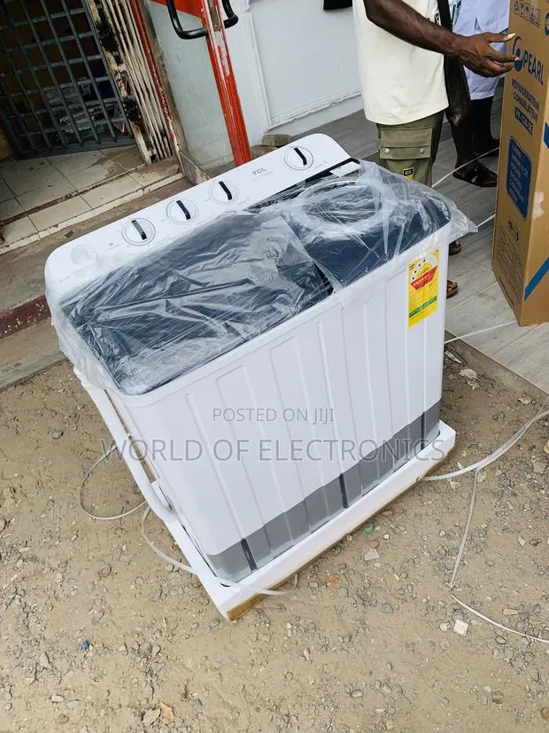 TCL 10.5KG Twin Tub (Semi-Automatic) Washing Machine (F211TT) · Photo 1