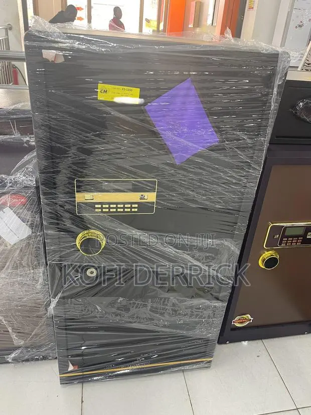 Document/Money Safe Box · Photo 1