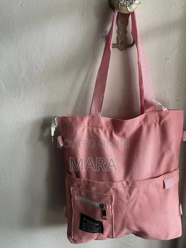 Tote Bagss · Photo 1