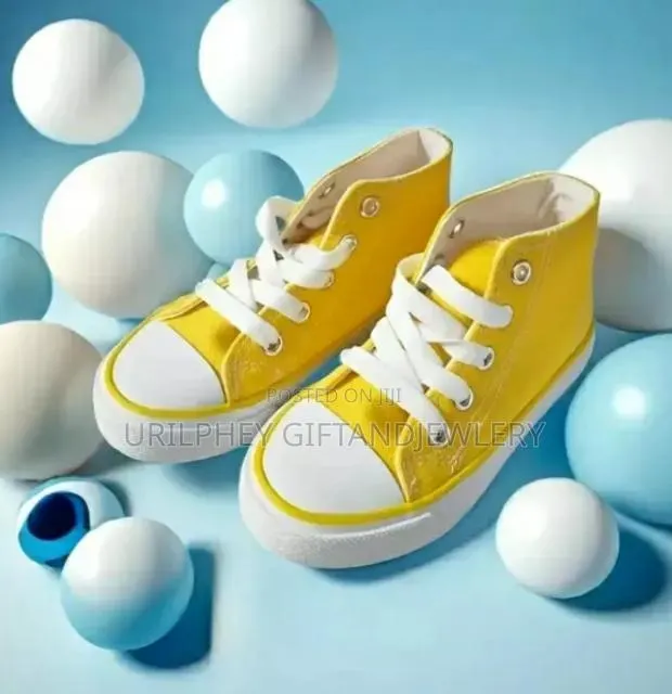 Kids Breathable Sneakers · Photo 4