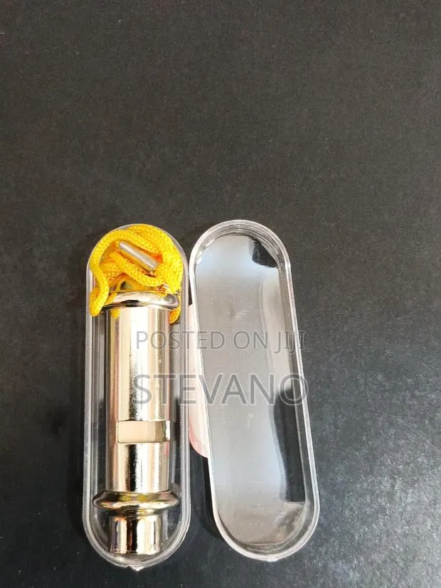 Metal Whistle · Photo 1
