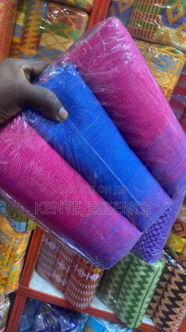 Ombre Kente · Photo 1
