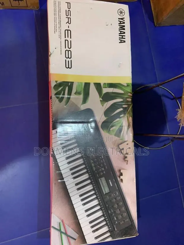 Brand : Yamaha PSR-E283 · Photo 1