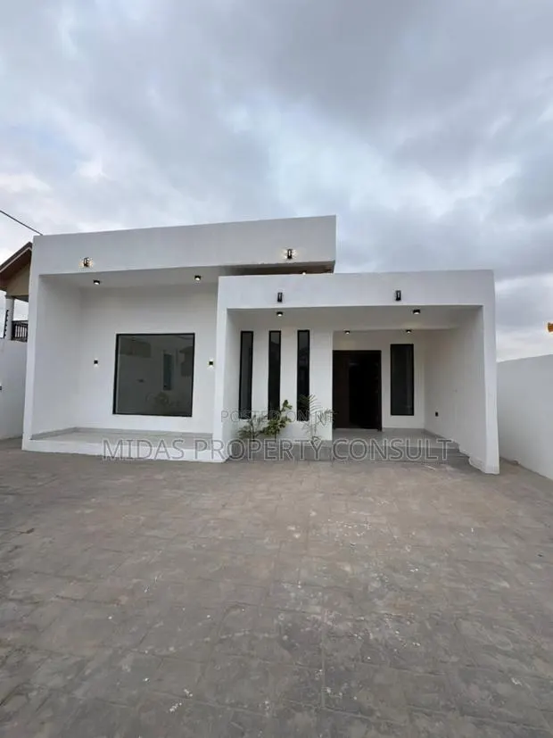 3bdrm House in New Legon, Lake Side Estate for sale · Photo 1
