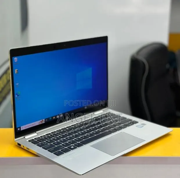 Laptop HP EliteBook 1030 16GB Intel Core i7 SSD 256GB · Photo 1