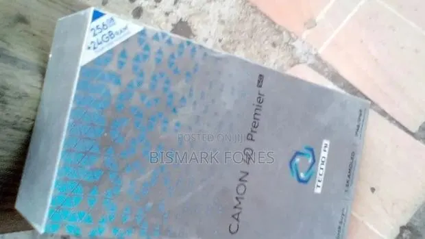 New Tecno Camon 40 Premier 5G 256 GB Black · Photo 1