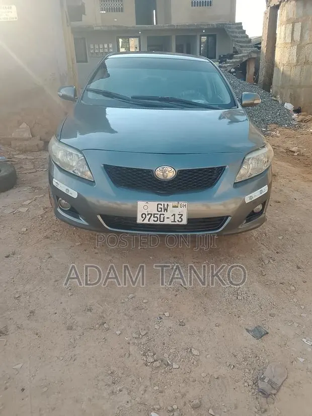 Toyota Corolla S 4dr Sedan (1.8L 4cyl 4A) 2010 Gray · Photo 1