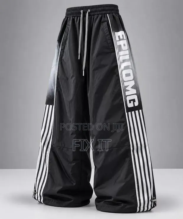 Sweatpants · Photo 1