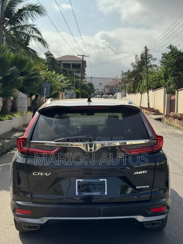 Honda CR-V Touring 2021 Black · Photo 1