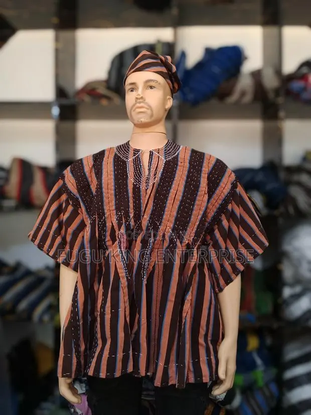 Men Smock Very Neatly Weaved · Photo 1