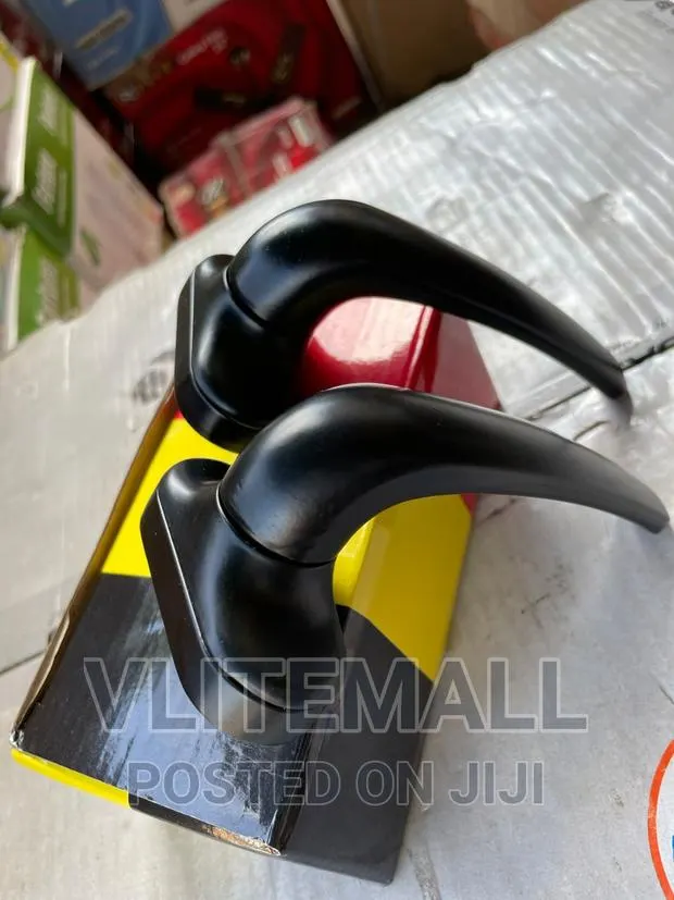 Sliding Door Handle · Photo 1