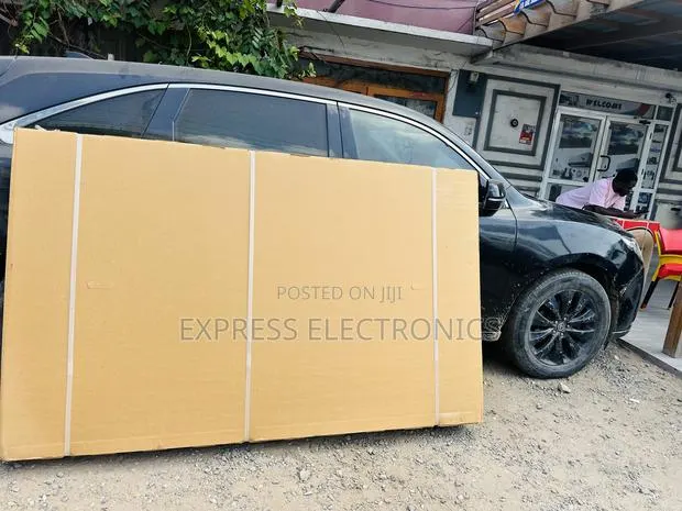 Long Lasting Qled Smart Glossy Samsung 85”Q70c · Photo 1