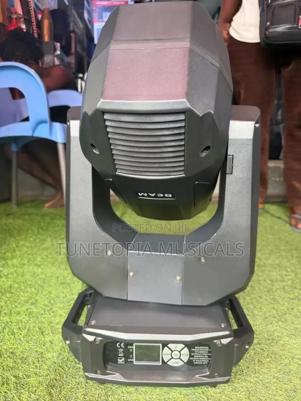 Beam 260 Moving Head Stage Light. · Photo 3