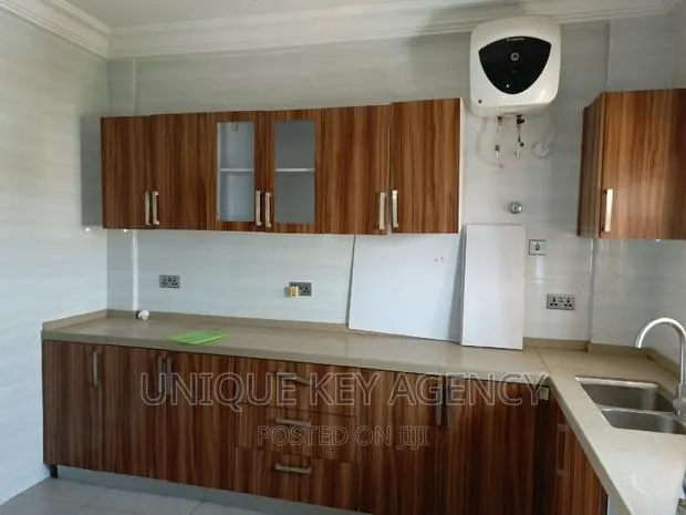 3bdrm Apartment in Unique Key Agency, North Legon for rent · Photo 1