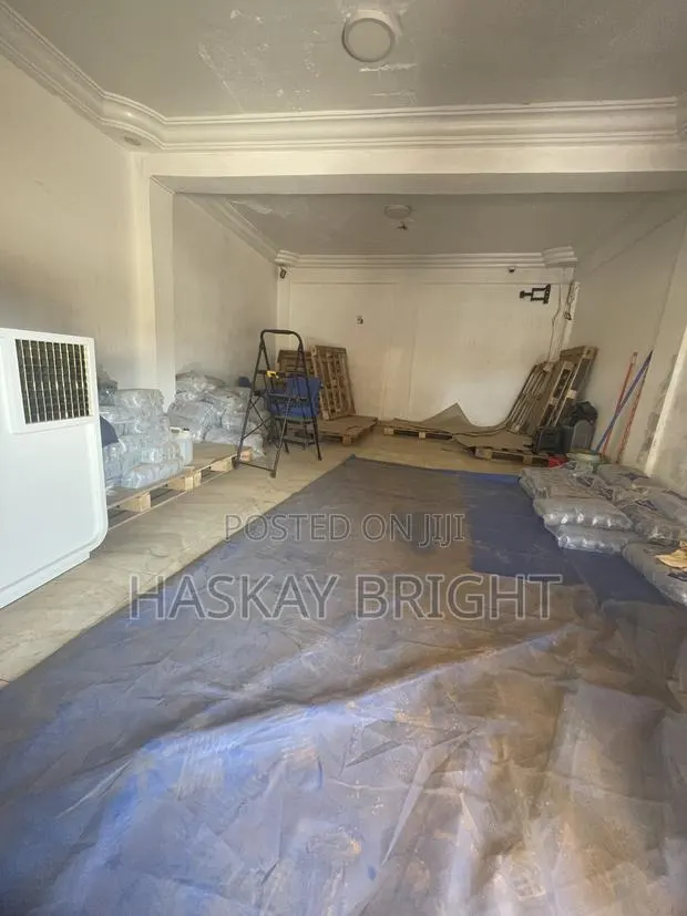 Spacious Roadside Shop for Rent at Alhaji Chantan · Photo 1