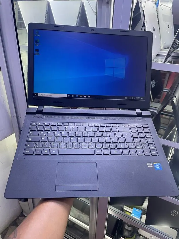 Laptop Lenovo IdeaPad 100 4GB Intel HDD 500GB · Photo 1